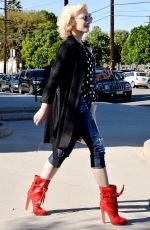 GWEN STEFANI Out and About in Los Angeles 11/29/2015
