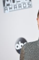 HANNAH DAVIS at 2015 American Music Awards in Los Angeles 11/22/2015