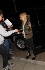 HEIDI KLUM Leaves LAX Airport in Los Angeles 11/27/2015