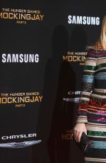 ELIZABETH BANKS at The Hunger Games: Mockingjay, Part 2 Premiere in Los Angeles 11/16/2015