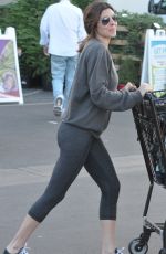 JAMIE-LYNN SIGLER Shopping at The Pavilion in Beverly Hills 11/27/2015