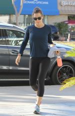 JENNIFER GARNER Arrives at a Gym in Brentwood 11/12/2015