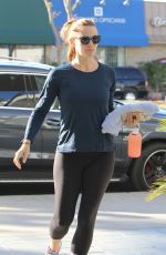 JENNIFER GARNER Arrives at a Gym in Brentwood 11/12/2015