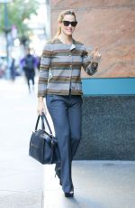 JENNIFER GARNER Heading to a Meeting in New York 11/17/2015
