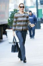 JENNIFER GARNER Heading to a Meeting in New York 11/17/2015