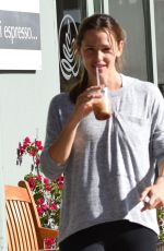 JENNIFER GARNER in Leggings Out in Brentwood 11/14/2015