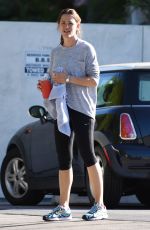 JENNIFER GARNER in Leggings Out in Brentwood 11/14/2015
