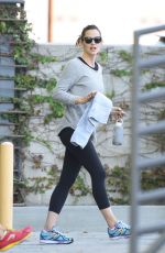 JENNIFER GARNER in Tights at a Gym in Hollywood 10/31/2015