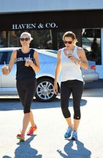 JENNIFER GARNER Leaves a Gym in Los Angeles 11/07/2015