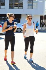 JENNIFER GARNER Leaves a Gym in Los Angeles 11/07/2015