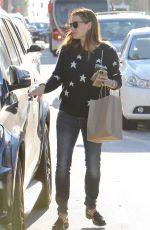 JENNIFER GARNER Out and About in Los Angeles 11/13/2015