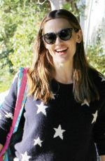 JENNIFER GARNER Out and About in Los Angeles 11/13/2015