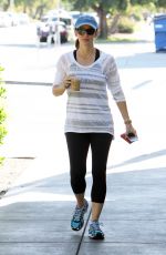 JENNIFER GARNER Out for Coffee in Los Angeles 11/25/2015