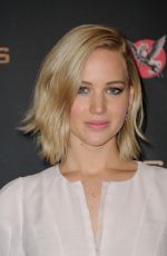 JENNIFER LAWRENCE at The Hunger Games: Mockingjay, Part 2 Photocall in Paris 11/09/2015