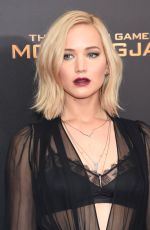 JENNIFER LAWRENCE at The Hunger Games: Mockingjay, Part 2 Premiere in New Yrok 11/18/2015