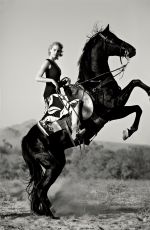 JENNIFER LAWRENCE in Vogue Magazine, December 2015 Issue