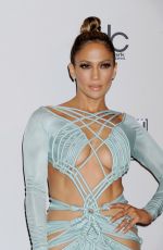 JENNIFER LOPEZ at 2015 American Music Awards in Los Angeles 11/22/2015
