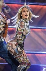 JENNIFER LOPEZ Performs at American Music Awards 2015 11/22/2015