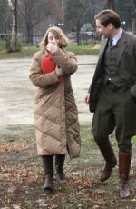 JESSICA CHASTAIN on the Set of Zookeeper