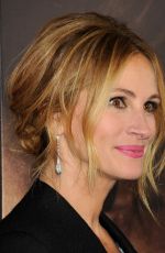 JULIA ROBERTS at Secret in Their Eyes Premiere in Los Angeles
