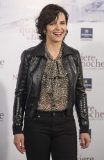 JULIETTE BINOCHE at Nadie Quiere La Noche Photocall 11/02/2015