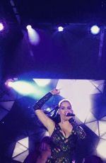 KATY PERRY Performs at a Private Show in Chicago 11/07/2015