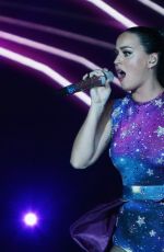 KATY PERRY Performs at Dubai Airport