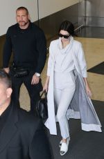 KENDALL JENNER Arrives at Airport in Sydney 11/17/2015