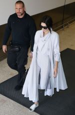 KENDALL JENNER Arrives at Airport in Sydney 11/17/2015
