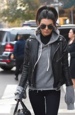 KENDALL JENNER Arrives at Victoria