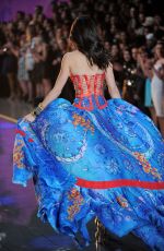 KENDALL JENNER at Victoria’s Secret 2015 Fashion Show in New York 11/10/2015