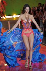 KENDALL JENNER at Victoria’s Secret 2015 Fashion Show in New York 11/10/2015
