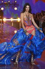 KENDALL JENNER at Victoria’s Secret 2015 Fashion Show in New York 11/10/2015