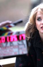 KERI RUSSELL on the Set of The Americans in Queens 11/07/2015
