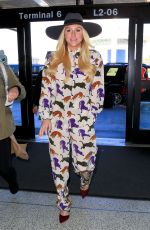 KESHA Arrives at LAX Airport in Los Angeles 11/25/2015