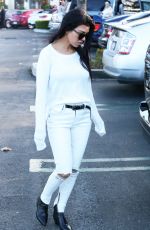 KOURTNEY KARDASHIAN at Marmalade Cafe in Calabasas 11/25/2015