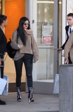 KYLIE JENNER Shopping New Rolls Royce 11/04/2015