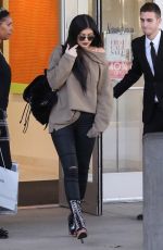 KYLIE JENNER Shopping New Rolls Royce 11/04/2015