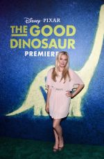 LAUREN TAYLOR at The Good Dinosaur Premiere in Hollywood 11/17/2015