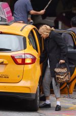 LEA SEYDOUX and Andre Meyer Kiss in a Taxi in West Village 11/06/2015