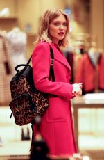 LEA SEYDOUX Out Shopping in New York 11/05/2015