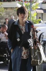 LENA HEADEY Leaves Pottery Barn Kids at Grove in West Hollywood 11/25/2015