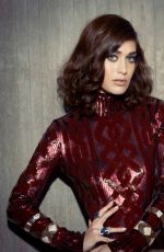 LIZZY CAPLAN in The Untitled Magazine, September 2015 Issue