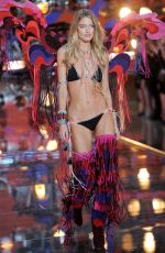 MARTHA HUNT at Victoria’s Secret 2015 Fashion Show in New York 11/10/2015