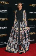 META GOLDING at The Hunger Games: Mockingjay, Part 2 Premiere in Los Angeles 11/16/2015