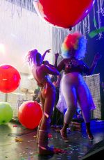 MILEY CYRUS Performs at The Milky, Milky, Milk Tour in Chicago 11/19/2015