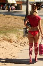 PHOEBE PRICE and ANA BRAGA Rollerblade in Venice Beach 11/20/2015