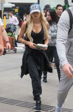 PIA MIA PEREZ Arrives at Airport in Melbourne 11/19/2015