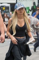 PIA MIA PEREZ Out and About in Melbourne 11/19/2015