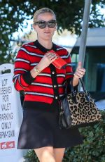 REESE WITHERSPOON Heading to a Nail Salon in Beverly Hills 11/06/2015